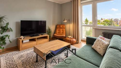 79,20 m na Łazarzu 3 pokoje balkon piwnica