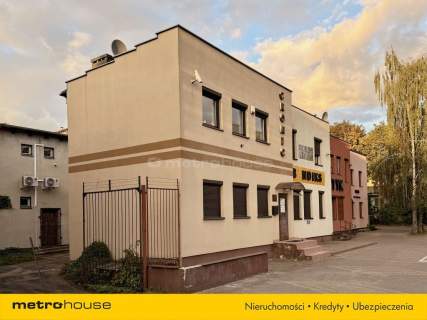Lokal z magazynem, mieszkanie / biuro na piętrze
