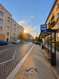 79,20 m na Łazarzu 3 pokoje balkon piwnica