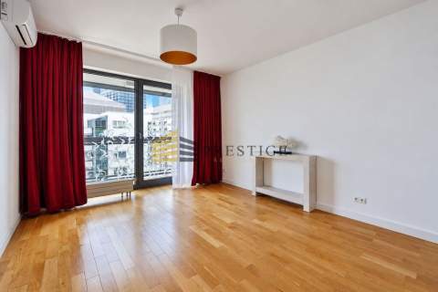 Apartament z widokiem na Pałac Kultury i Nauki