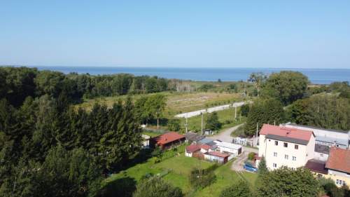 3 POKOJOWE MIESZKANIA, A PRYWATNOŚĆ DOMKU