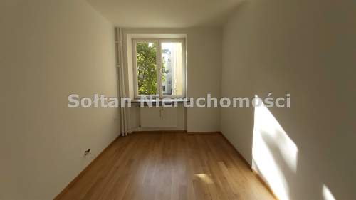 Wilcza CICHE 51m, winda, kamienica, po remoncie