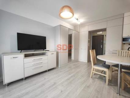 Kawalerka 33 m2 Duży balkon Miejsce parkingowe Muchobór Wielki