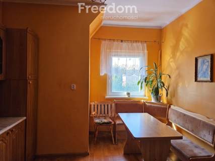 Mieszkanie 3 pokoje 2 garaże duży ogród