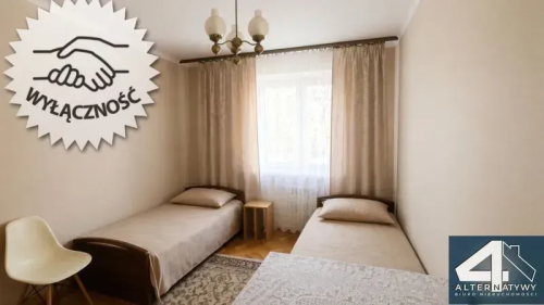 Ustawne obok Zalewu Nowohuckiego