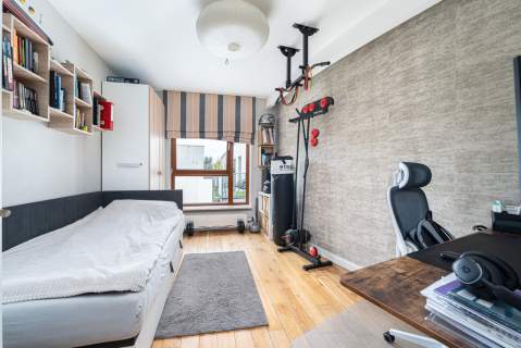 Stylowy apartament z tarasem i klimatyzacją