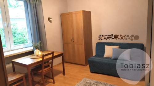 2 osobne pokoje/36 m /tramwaj/ 10 min Pl.Centralny