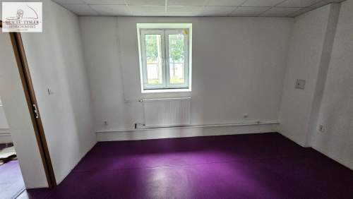 102 m2 LOKAL WYNAJMĘ 2550 4 pokoje WC na Biuro