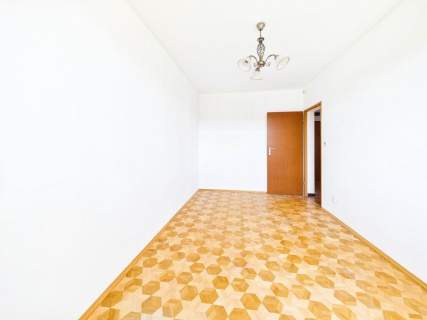 4 pokoje 72,32 m Balkon 8 m Psie Pole