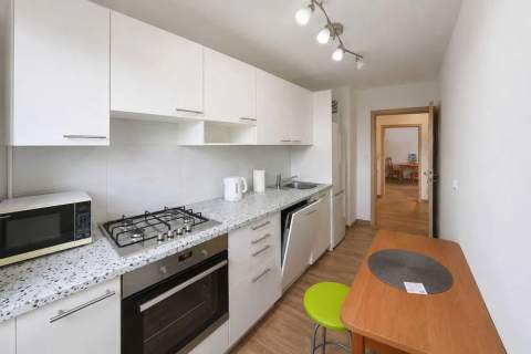 Mieszkanie 49m2, 3 pok., po remoncie, parking