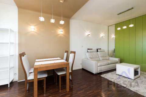 Komfortowy apartament 2 pok. na Bielanach
