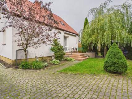Dom wolnostojący z dużą działką działka 3880m2