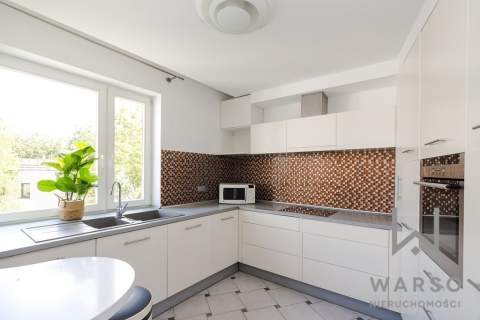 Apartament 5 pokoi, 2 garaże, dwa tarasy, komórka