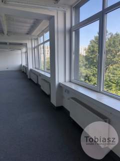 Lokal w industrialnym stylu/winda,parking,tramwaj