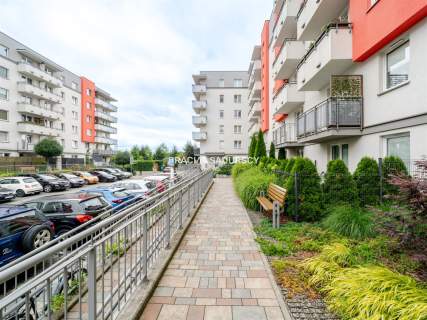 Nowoczesny 3-pokojowy apartament z balkonem.