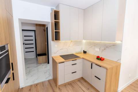 Mieszkanie po remoncie - kuchnia, 3 pokoje 2 piętro 54m2