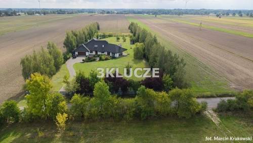 WYJĄTKOWY, KOMFORTOWY DOM Z PIĘKNYM OGRODEM RUDNO