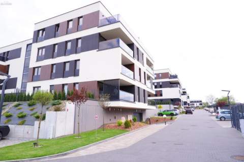 WYJĄTKOWY APARTAMENT Z OGRÓDKIEM NA ZAMKNIĘTYM OSIEDLU NOVE VILLOVE