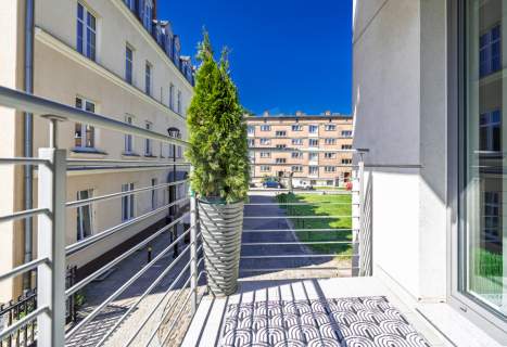 Apartament 250 m od Motławy 2 pokoje z balkonem