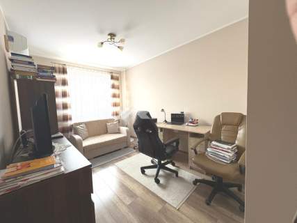 Komfortowe 3 pok balkon winda wyposażone Di Trevi