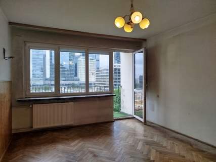 Wola Miedziana 44 m Widok na park Remont