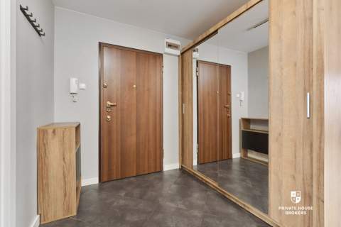 ŻEROMSKIEGO - 3 POKOJE, PARKING, 2 BALKONY