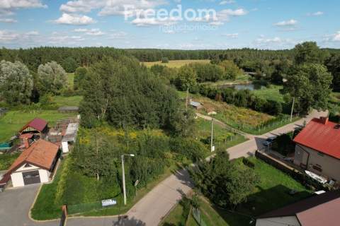 Działka z linią brzegową rzeki 3756 m Prostki