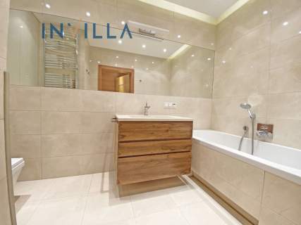 Klimatyzowany apartament z widokiem na Powiślu