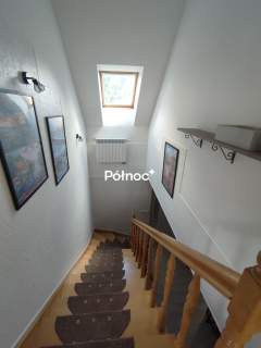 PRZESTRONNY DOM 220 m 13 ARÓW ZAMOŚĆ, UL. GÓRNA