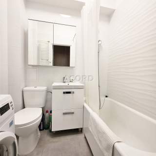 39 m2 po remoncie 1/3p balkon