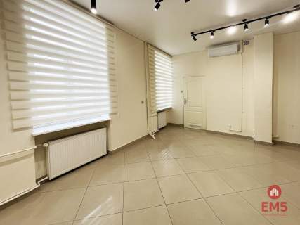 Centrum, lokal 45 m2 I piętro.