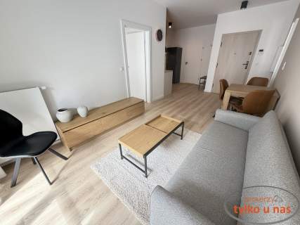 EXTRA NOWIUTKI APARTAMENT - ŁAZARZ KAWALERYJSKA 4