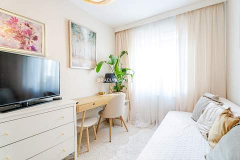 3 pokoje 1. piętro balkon ul. Przewóz