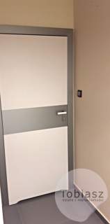 Biuro handlowe/parking/ekspozycja/ główna ulica