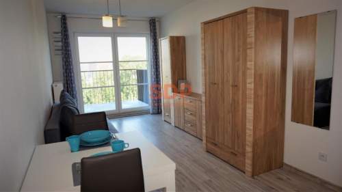 Kawalerka z balkonem. Apartamentowiec