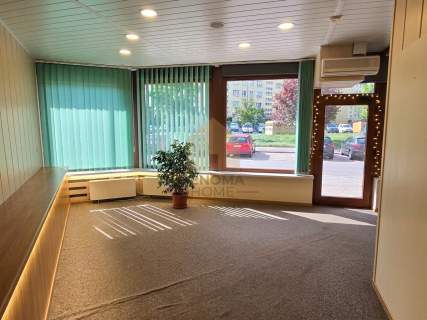 Atrakcyjny lokal usługowo-handlowy 118m2