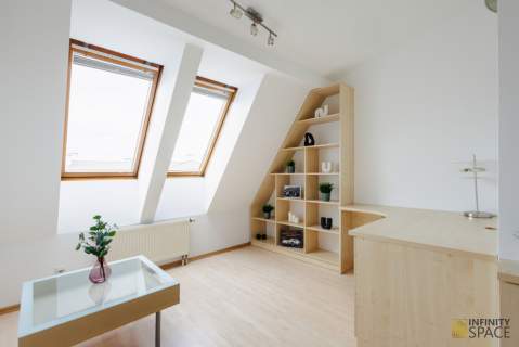 Dwupoziomowe 100m2 Sauna Kominek Garaż