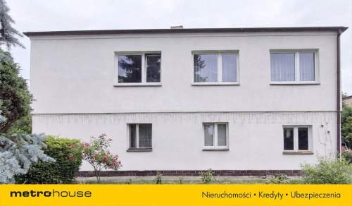 PRZESTRONNY DOM Z POTENCJAŁEM, POKRZYWNO