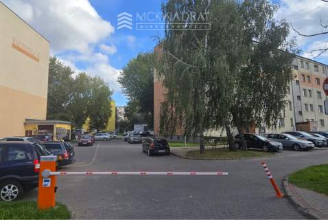 Os. Piaski kawalerka blisko centrum 22 m2, parking