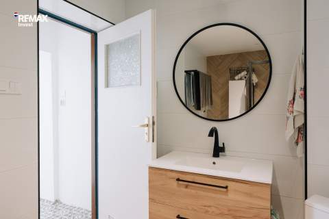 Urokliwy dom w Łazach 75m2 strych do adaptacji