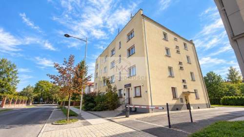 Mieszkanie 2 pokoje 44,39 m2 duża piwnica parking Brzeg, ul....