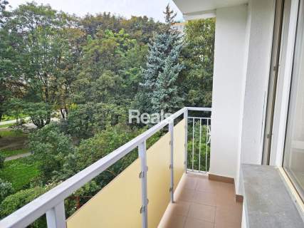 Dwustronne, rozkładowe, duży balkon. Blisko Metra