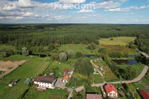 Działka z linią brzegową rzeki 3756 m Prostki