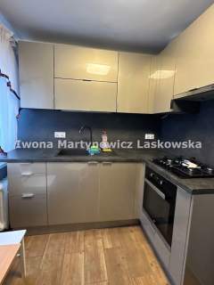 3 POKOJOWE - BLOK CZTEROPIETOWY - UL. CEDYŃSKA
