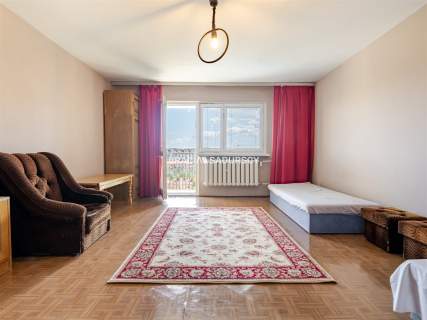 PRZESTRONNE - 78 M2 W ŚWIETNEJ LOKALIZACJI