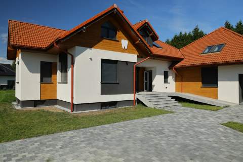 Gabinet 13,0m2 w nowej przychodni w Nadolicach Wielkich