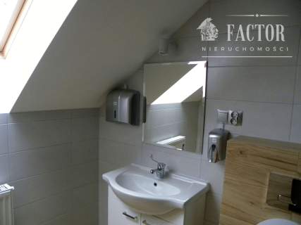 Biecz, lokal do wynajęcia, 58W