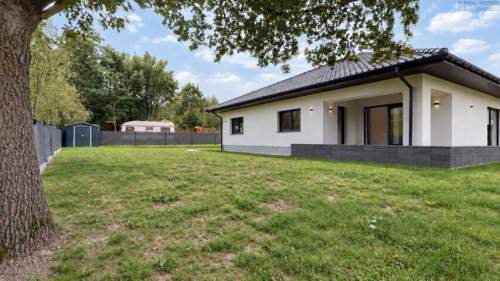 NOWY, ENERGOOSZCZĘDNY DOM PARTEROWY SROCZA GÓRA / PYSKOWICE