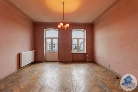 Czerwona cegła, wielkie okna i 108 m możliwości 