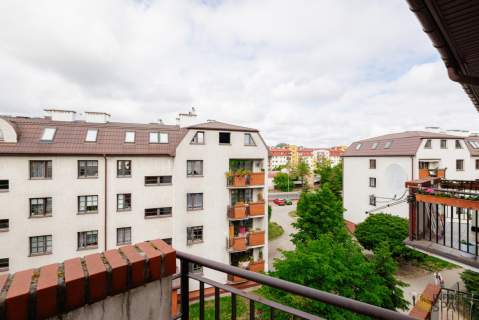 Dwupoziomowe 100m2 Sauna Kominek Garaż